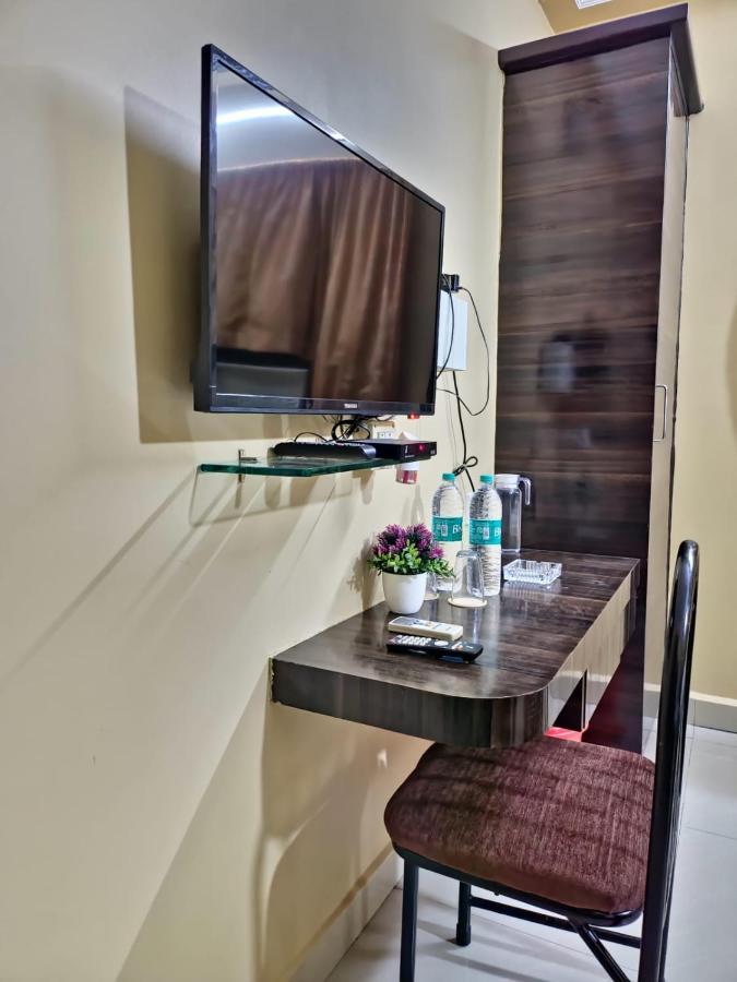 Bhimas Inn -Puratchi Thalaivar Dr M G Ramachandran Central Railway Station Chennai Exterior foto